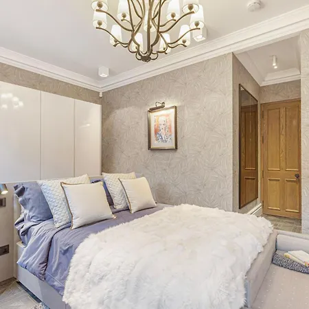 37 Cadogan Place Exquisite Maisonette-2